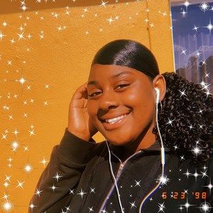 Meet your Posher, Janiya